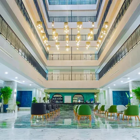 Dream Water World Side