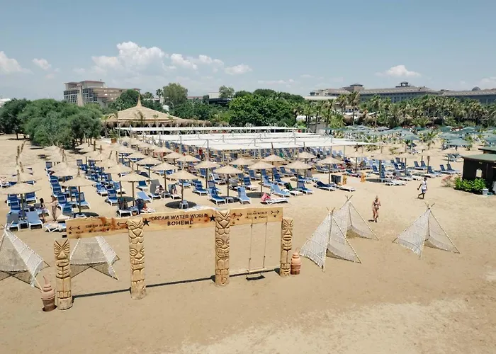 Otel Dream Water World 5*