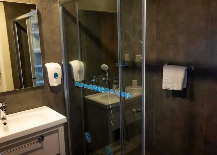 Otel Dream Water World 5*