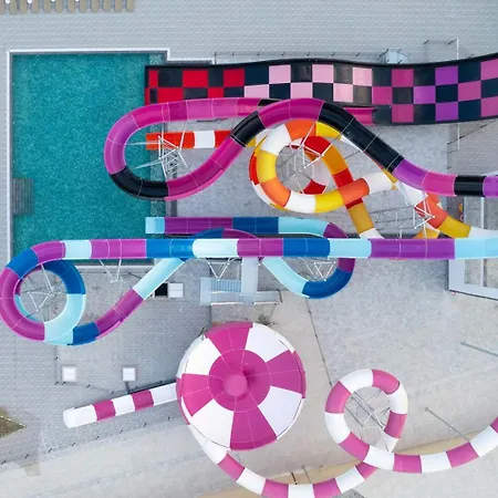 Готель Dream Water World Сіде