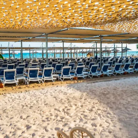 Dream Water World Готель