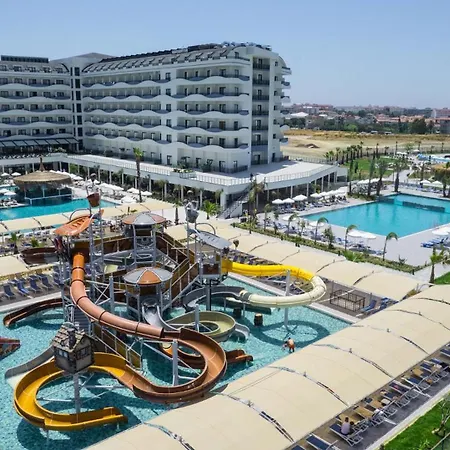 Готель Dream Water World