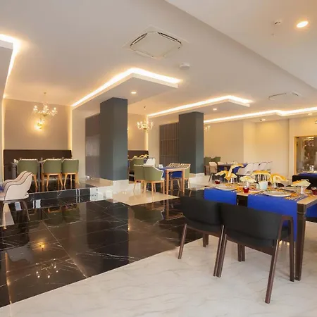 Готель Dream Water World Сіде