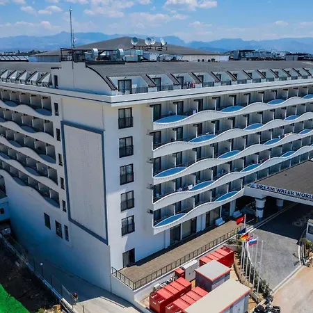 Готель Dream Water World 5*