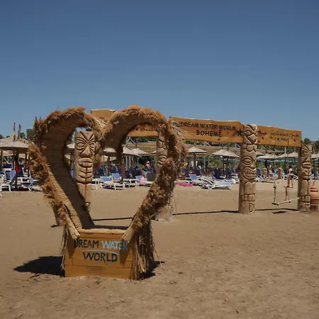 Otel Dream Water World