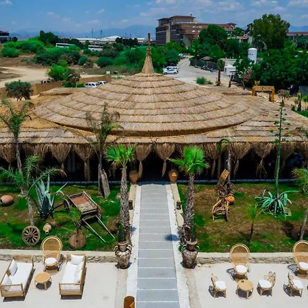 Dream Water World Side