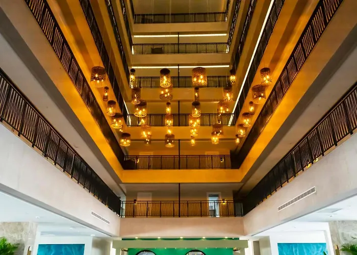 Dream Water World 5*