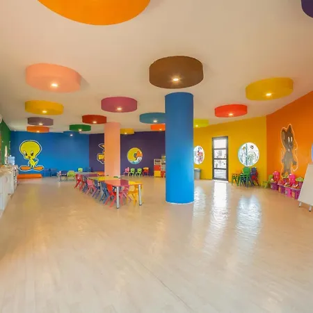 Dream Water World Hotel Side